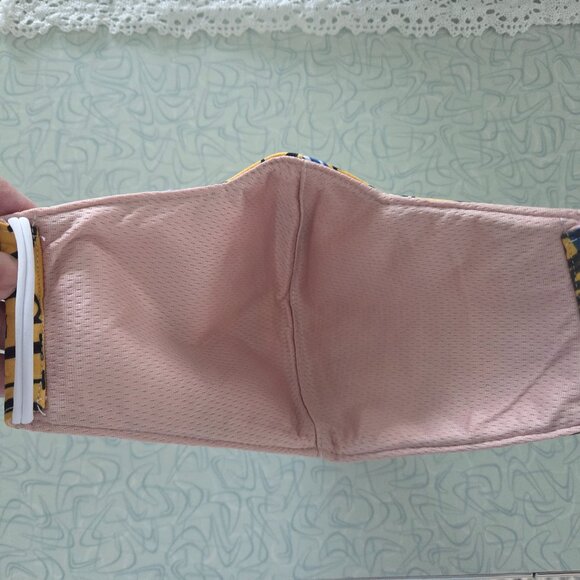 NEW Cute Face Mask - Picture 2 of 3